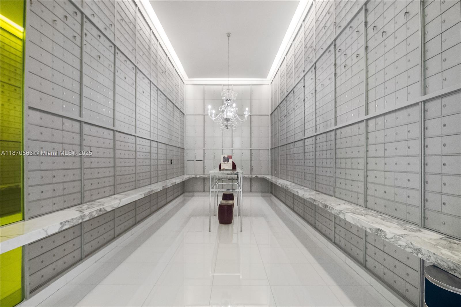 495 Brickell Ave #2207, Miami FL 33131