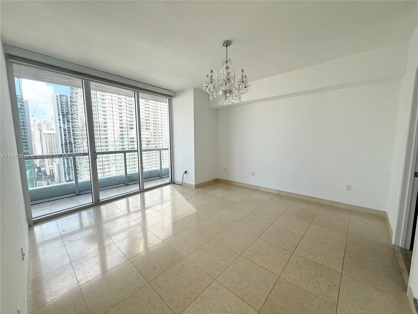 475 Brickell Ave #2915, Miami FL 33131