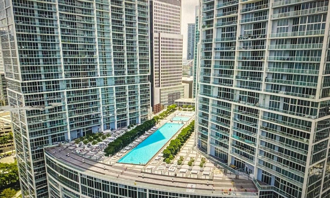 475 Brickell Ave #2915, Miami FL 33131