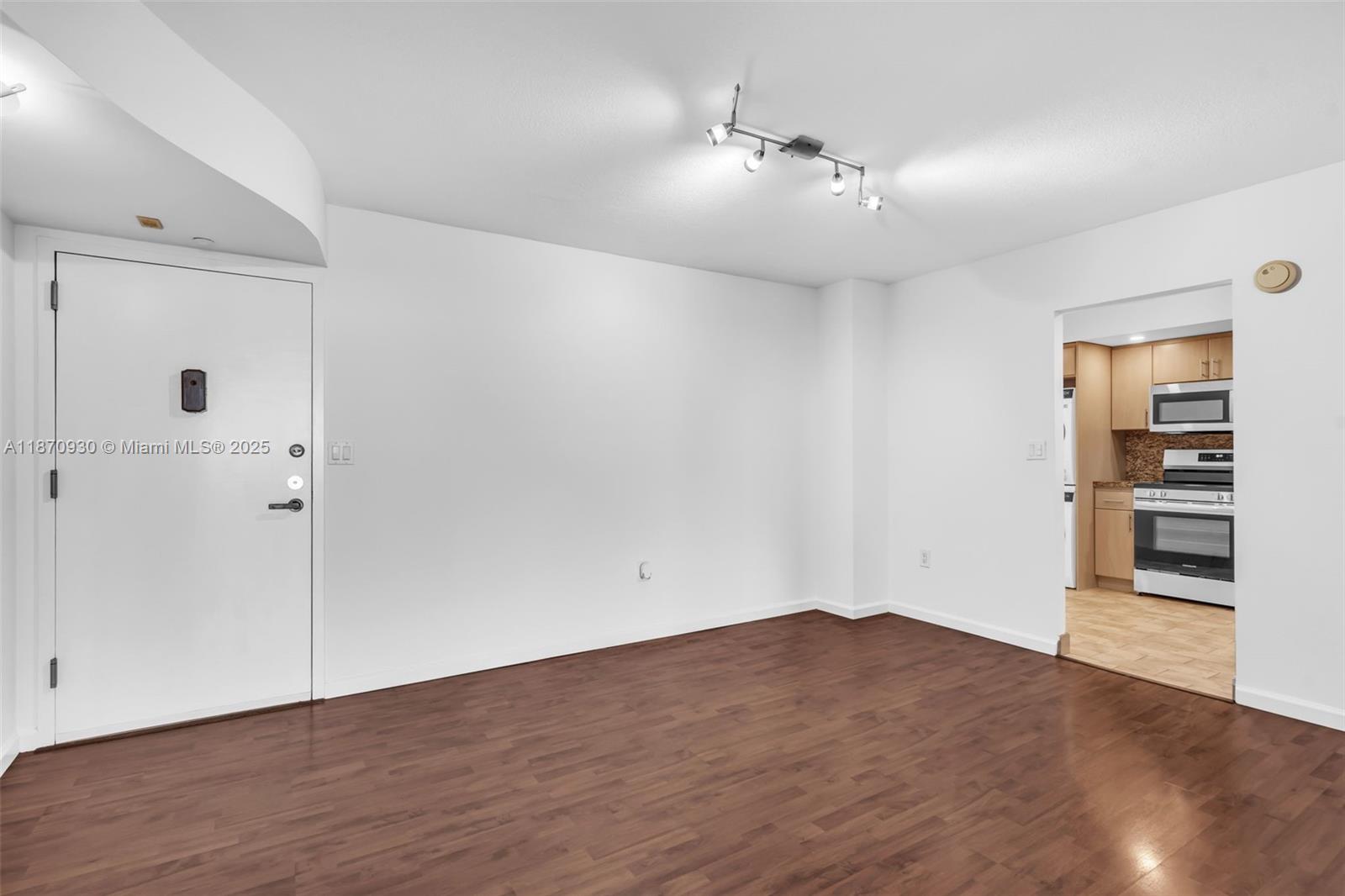2333 Brickell Ave #2708, Miami FL 33129