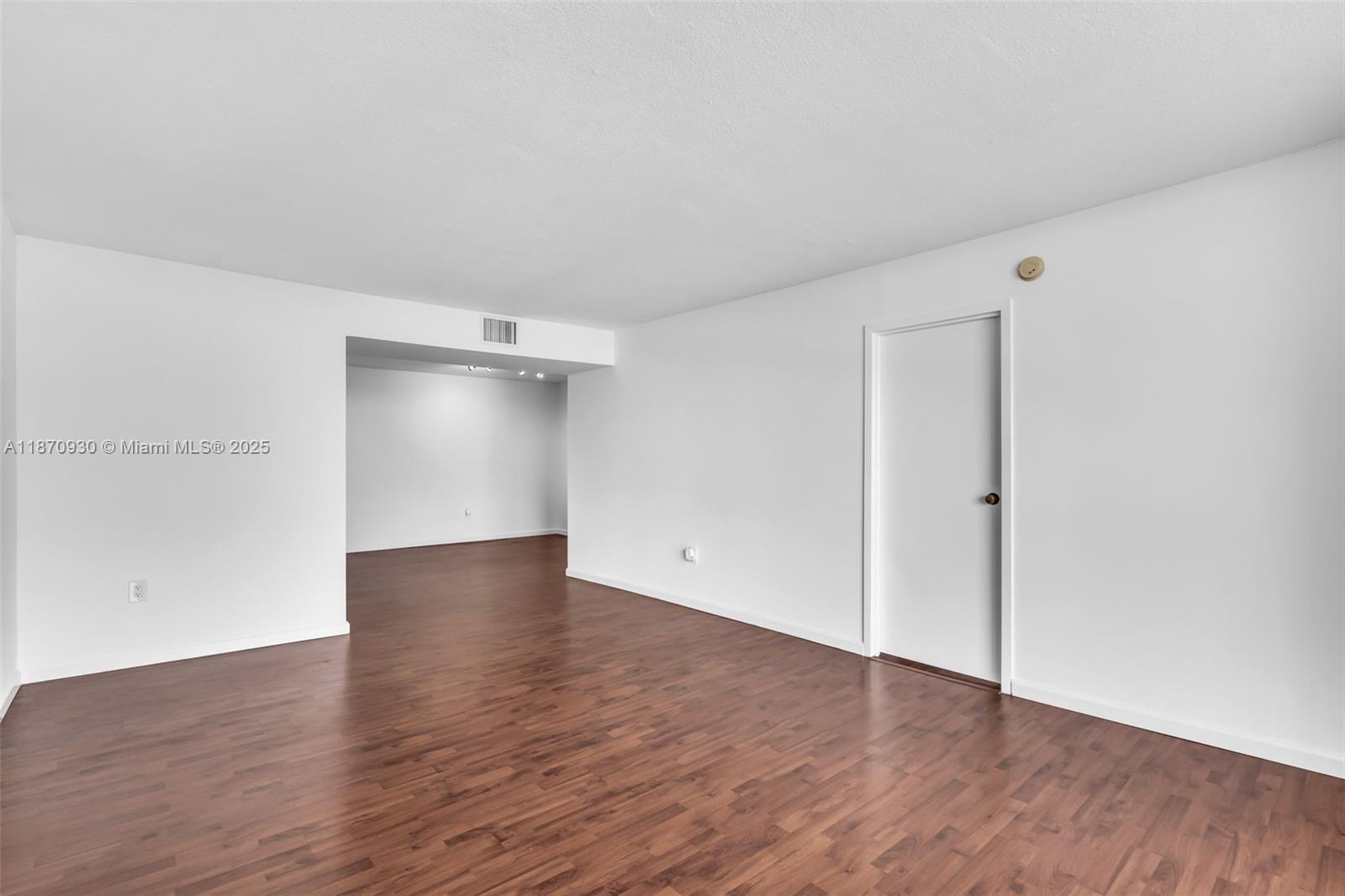 2333 Brickell Ave #2708, Miami FL 33129