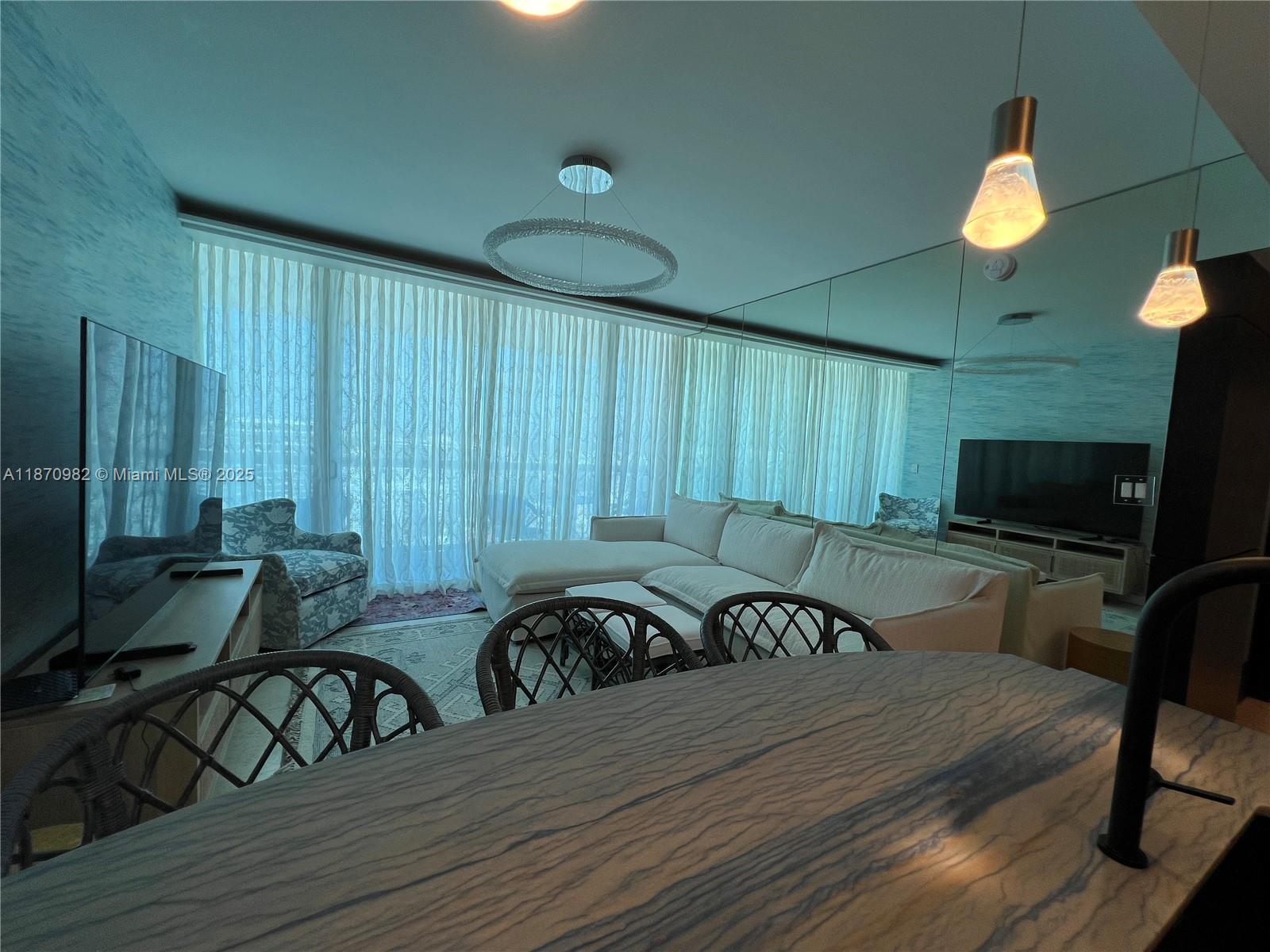 6799 Collins Ave #1601, Miami Beach FL 33141