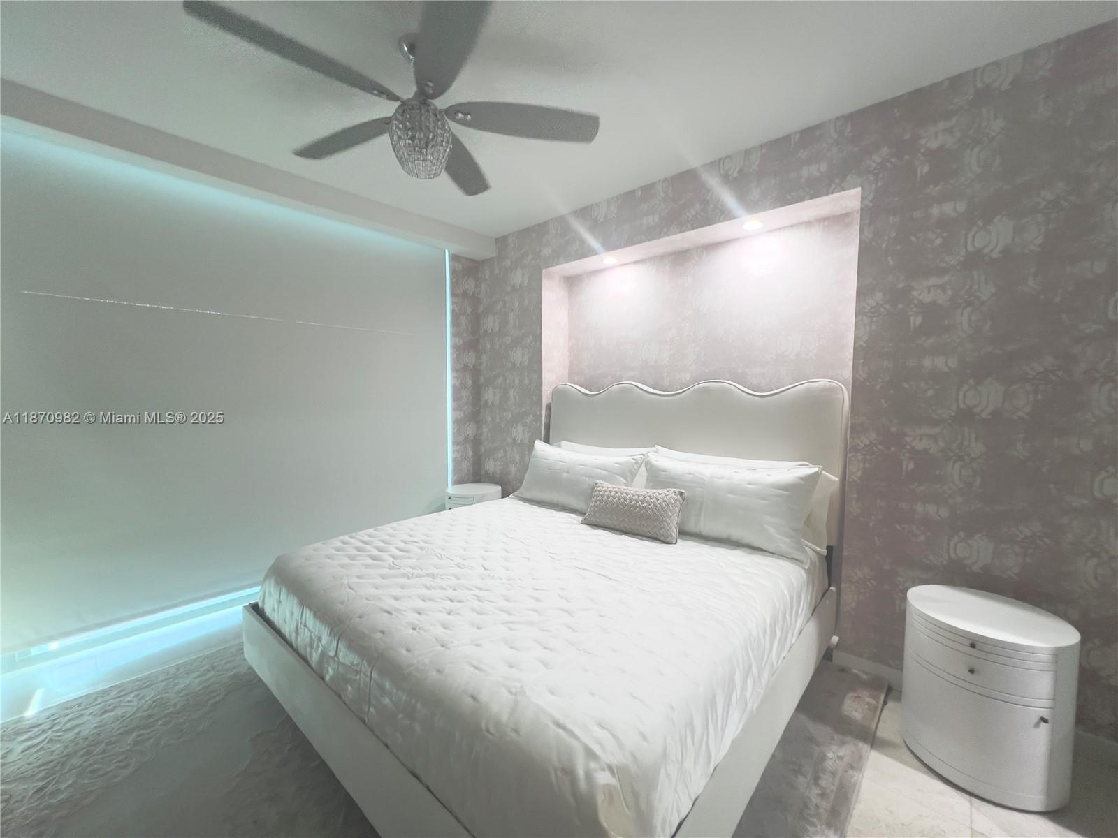 6799 Collins Ave #1601, Miami Beach FL 33141