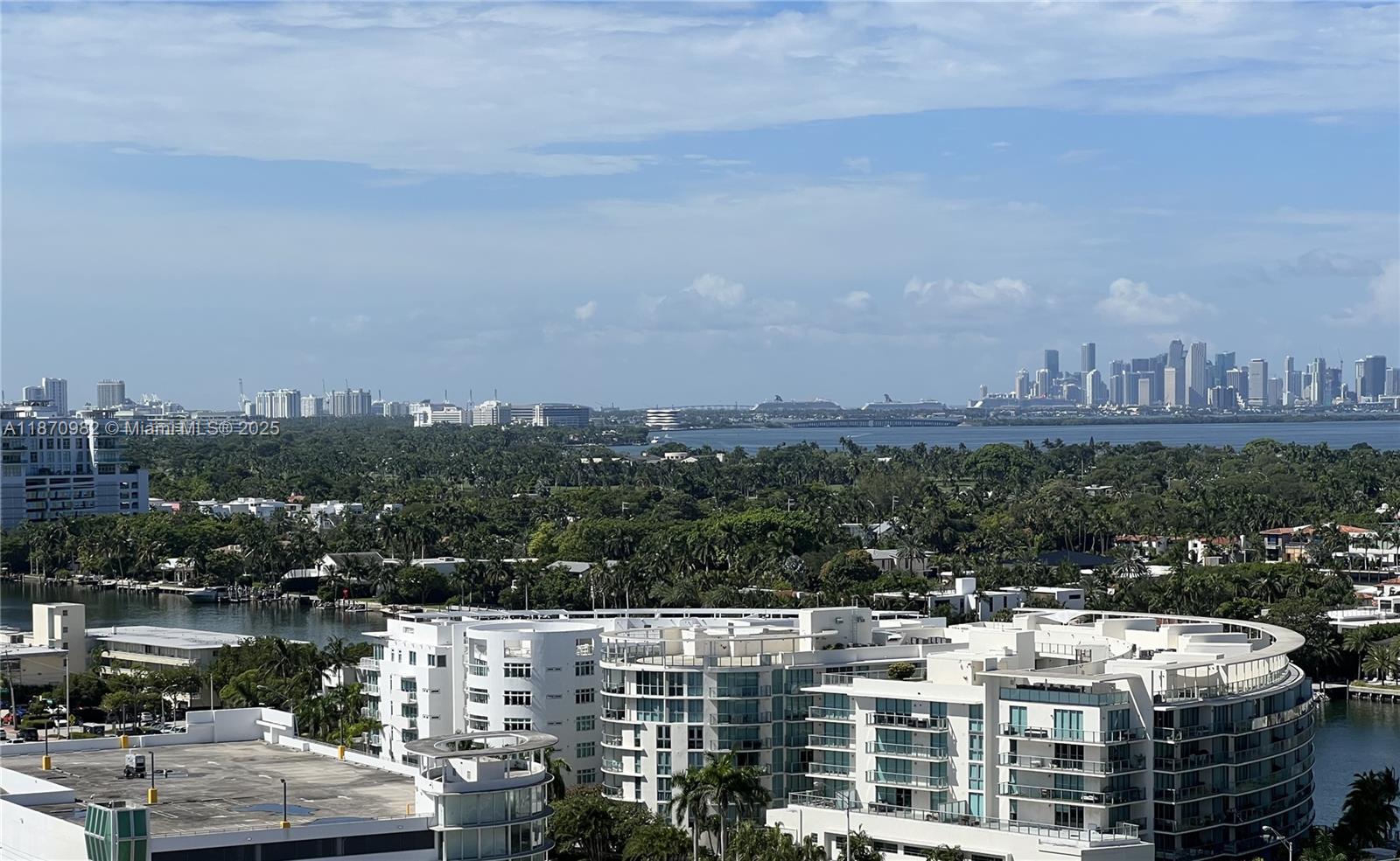 6799 Collins Ave #1601, Miami Beach FL 33141