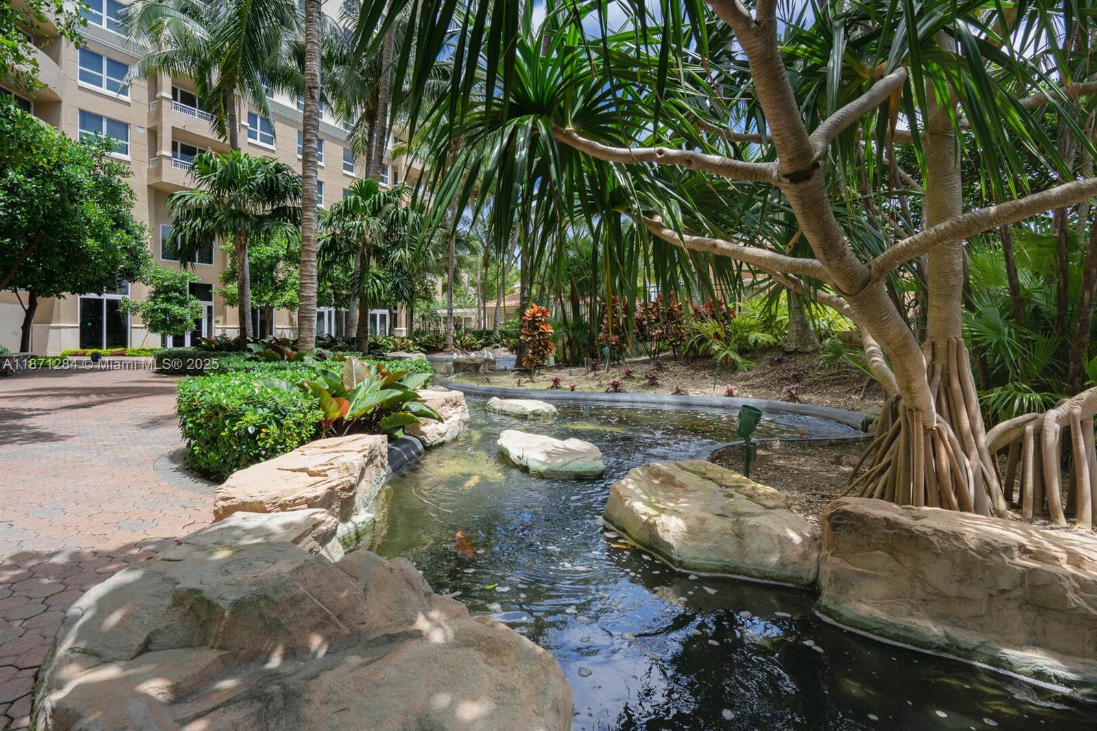 19501 W Country Club Dr #1410, Aventura FL 33180