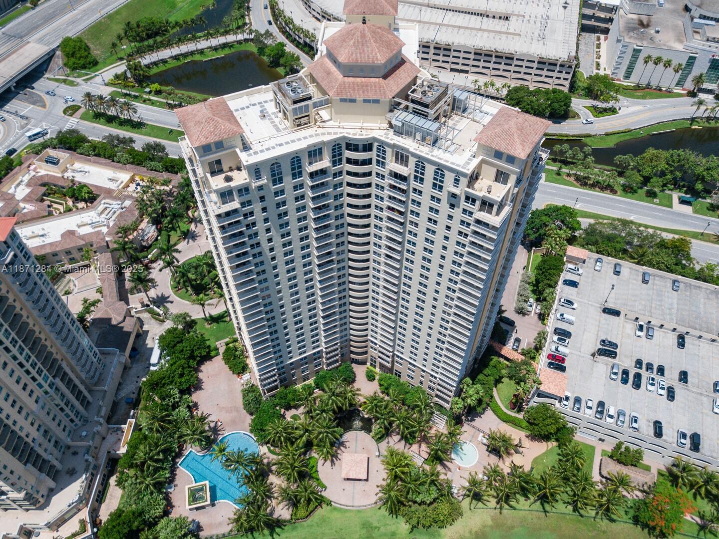 19501 W Country Club Dr #1410, Aventura FL 33180