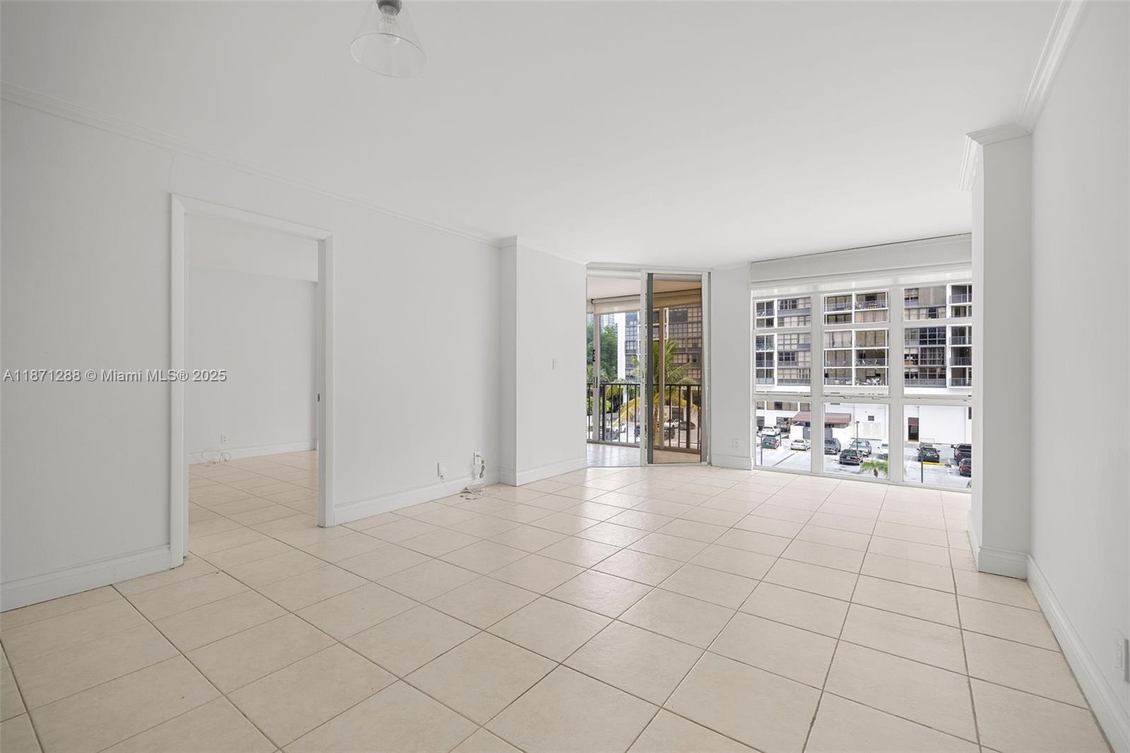 1915 Brickell Ave #C405, Miami FL 33129