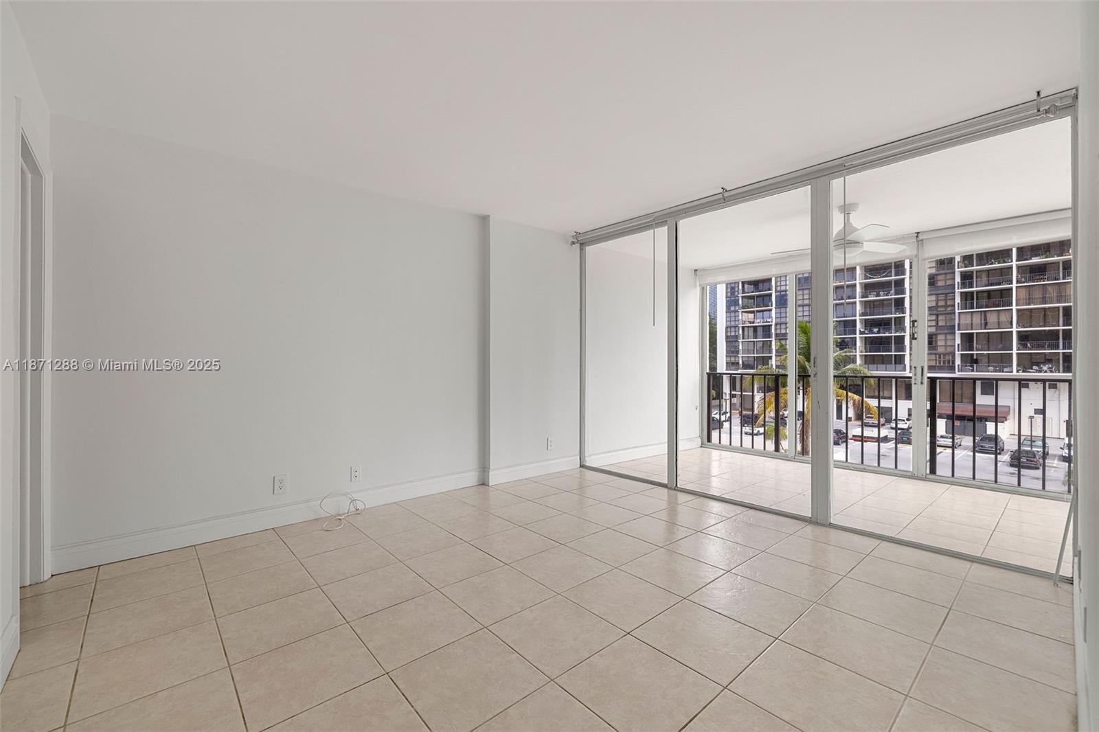 1915 Brickell Ave #C405, Miami FL 33129