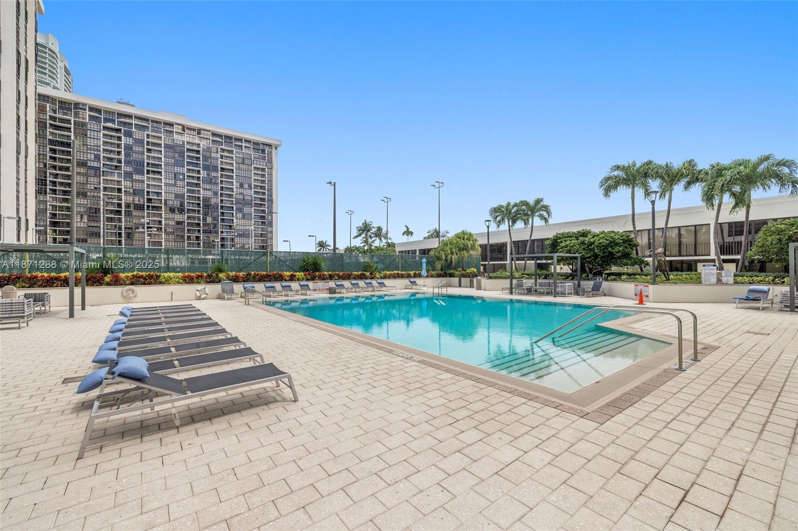 1915 Brickell Ave #C405, Miami FL 33129