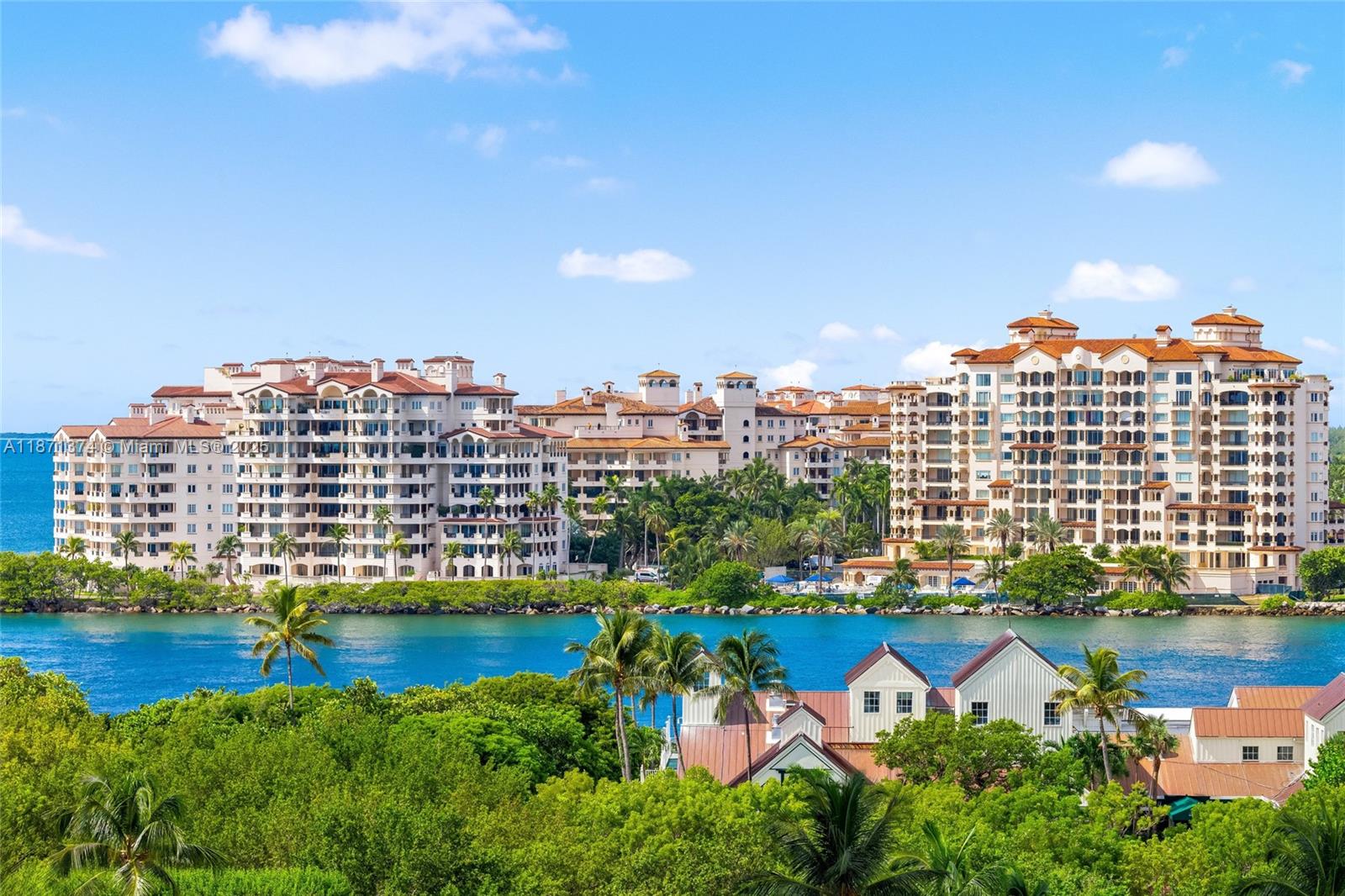 50 S Pointe Dr #1005, Miami Beach FL 33139