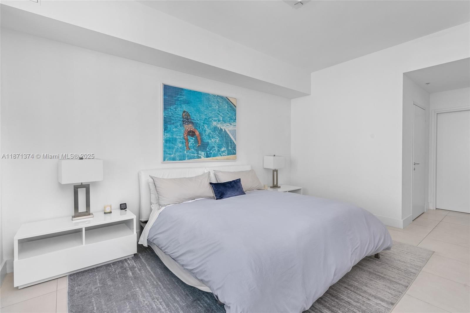 50 S Pointe Dr #1005, Miami Beach FL 33139