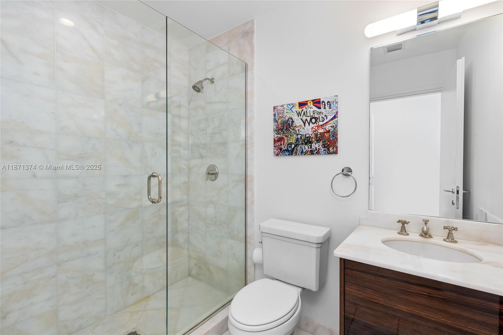 50 S Pointe Dr #1005, Miami Beach FL 33139