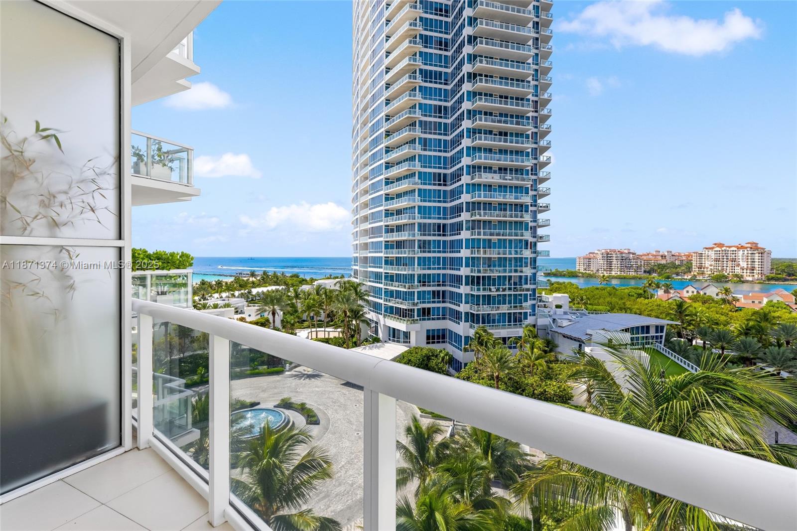 50 S Pointe Dr #1005, Miami Beach FL 33139