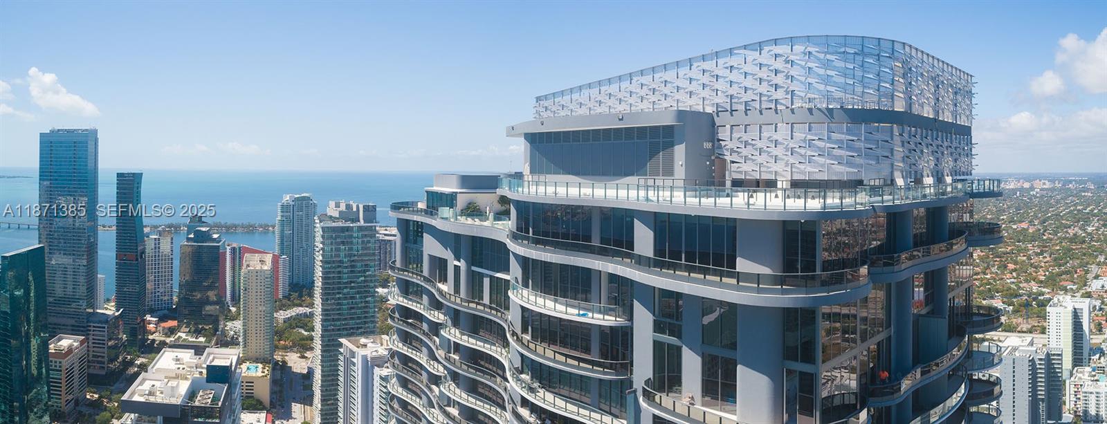 1000 Brickell Plaza #4904, Miami FL 33131