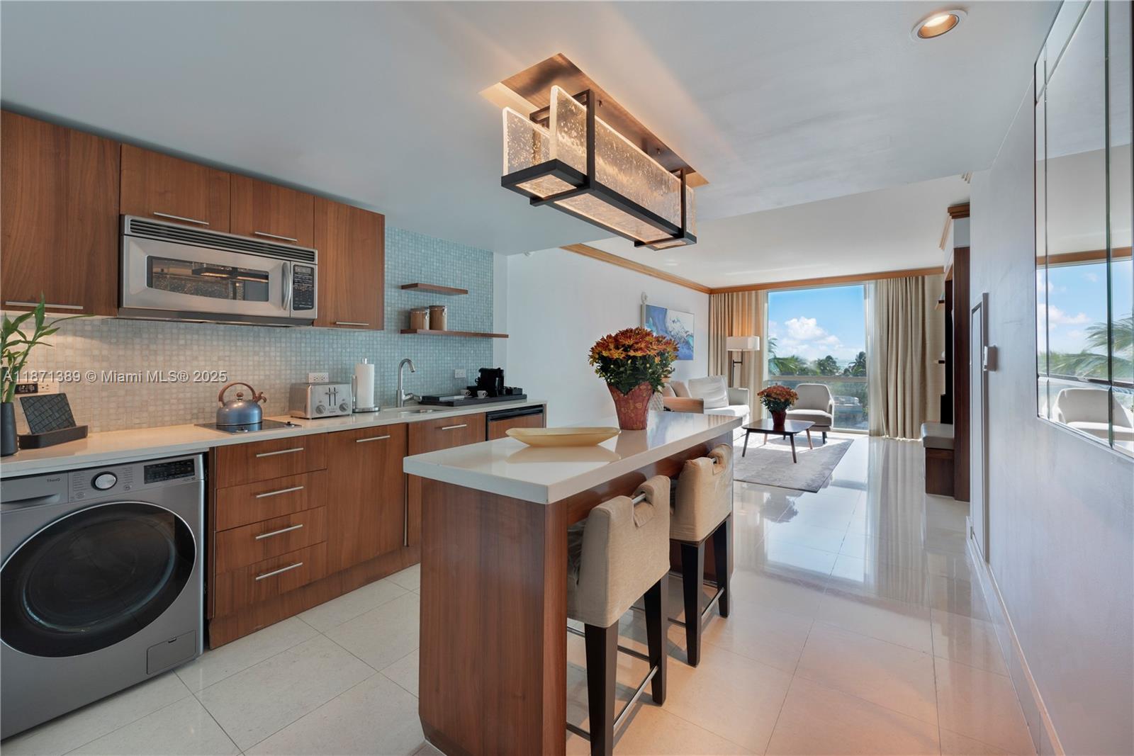 6801 Collins Ave #418 (deed 407), Miami Beach FL 33141