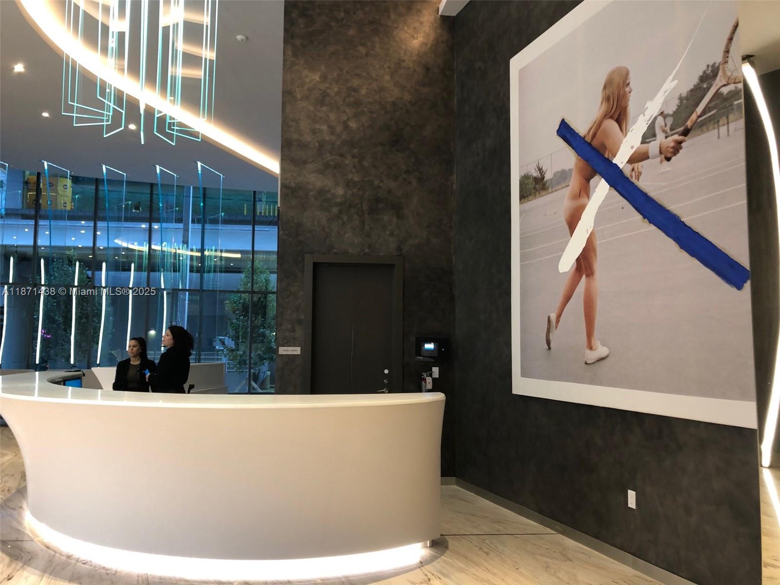 1000 Brickell Plz #3114, Miami FL 33131