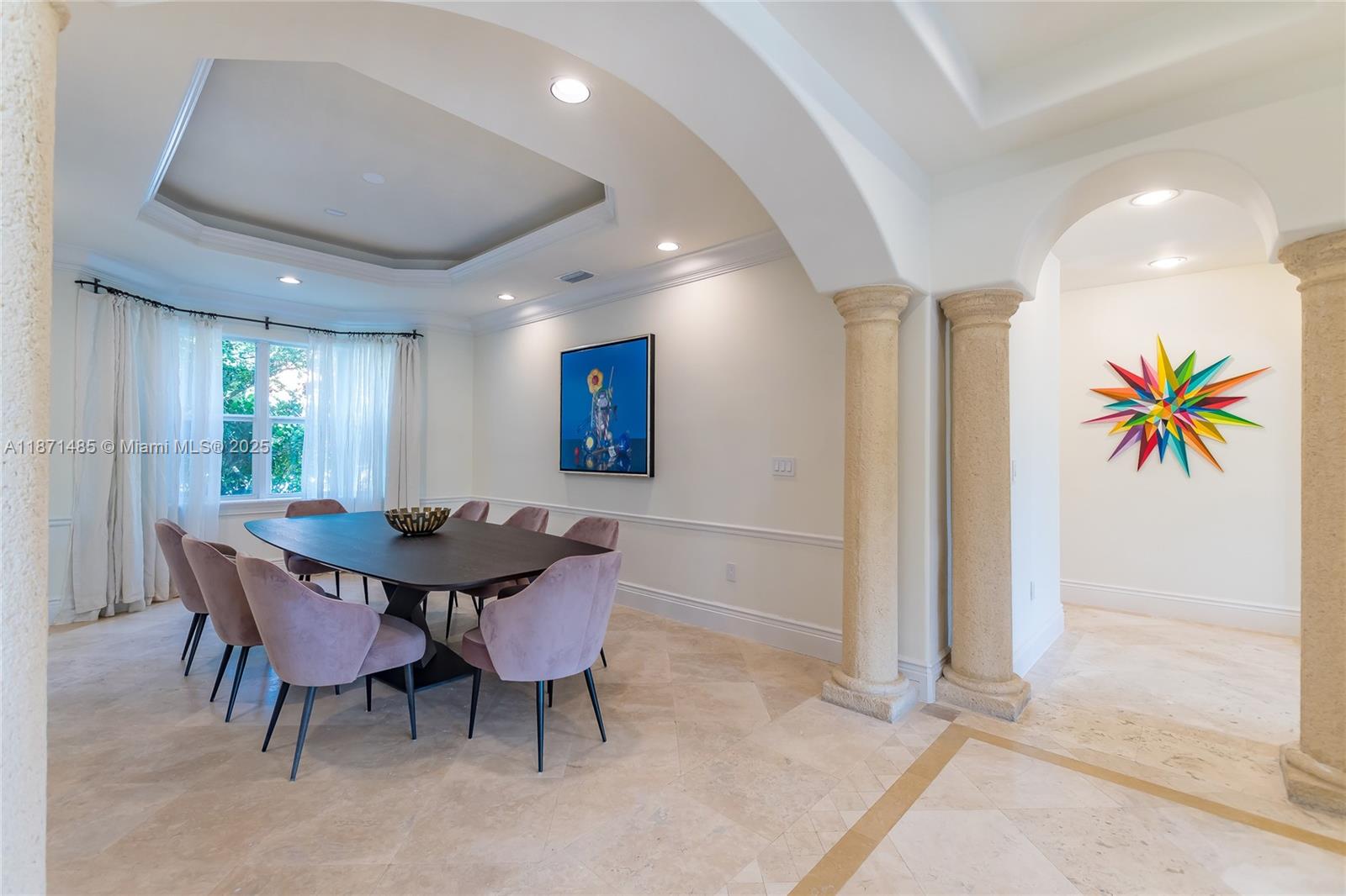 104 Paloma Dr, Coral Gables FL 33143