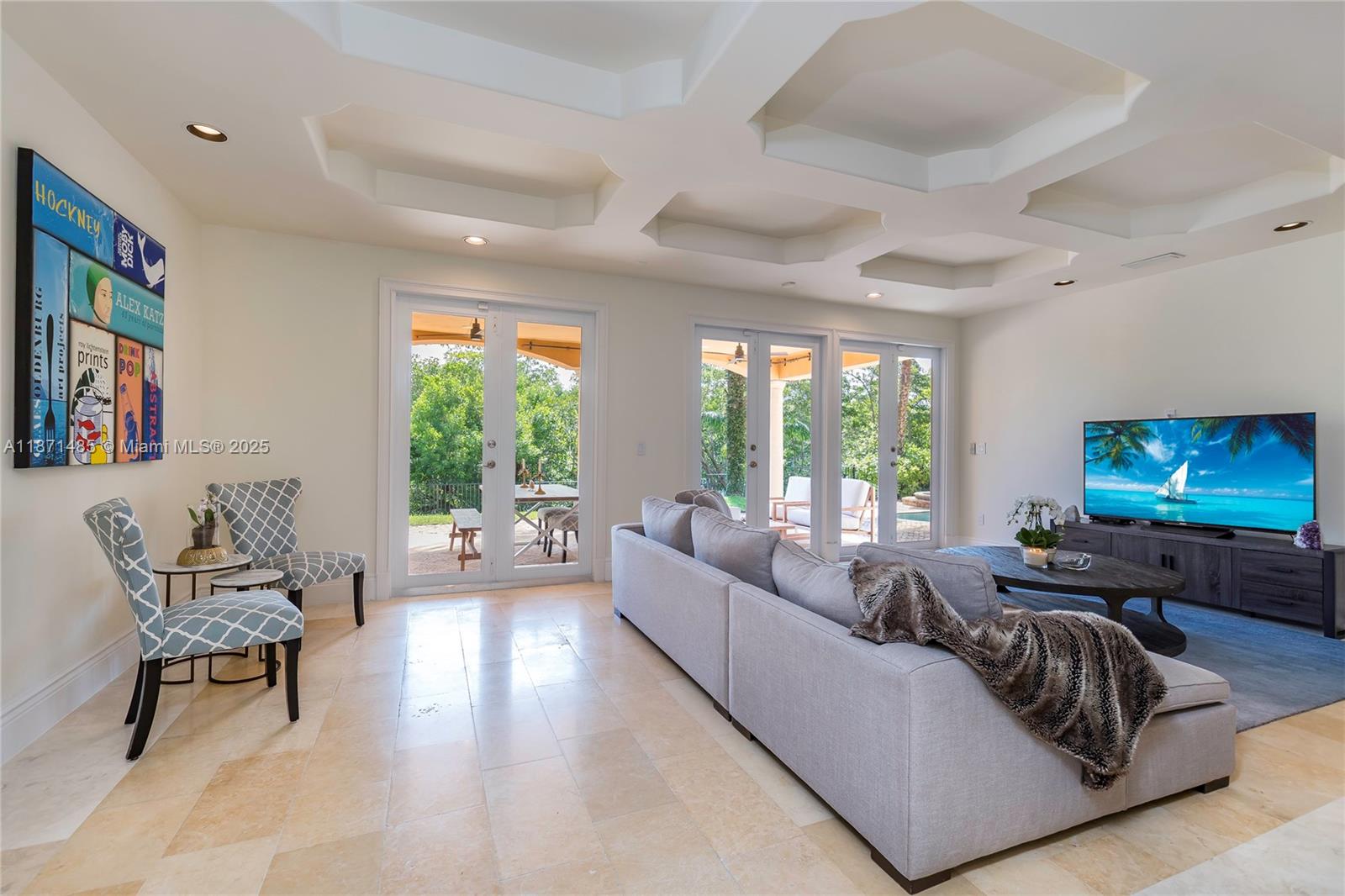 104 Paloma Dr, Coral Gables FL 33143
