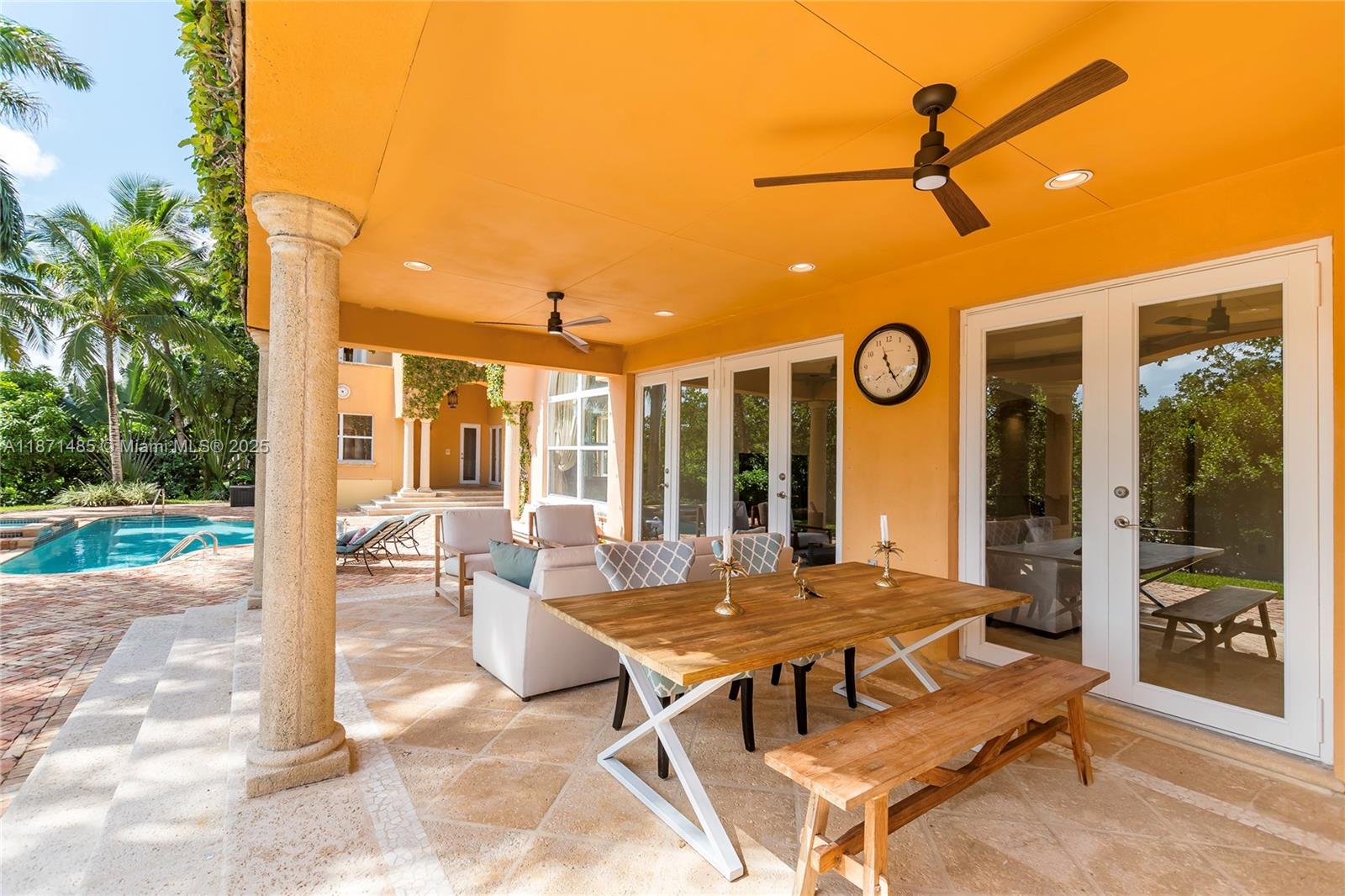 104 Paloma Dr, Coral Gables FL 33143