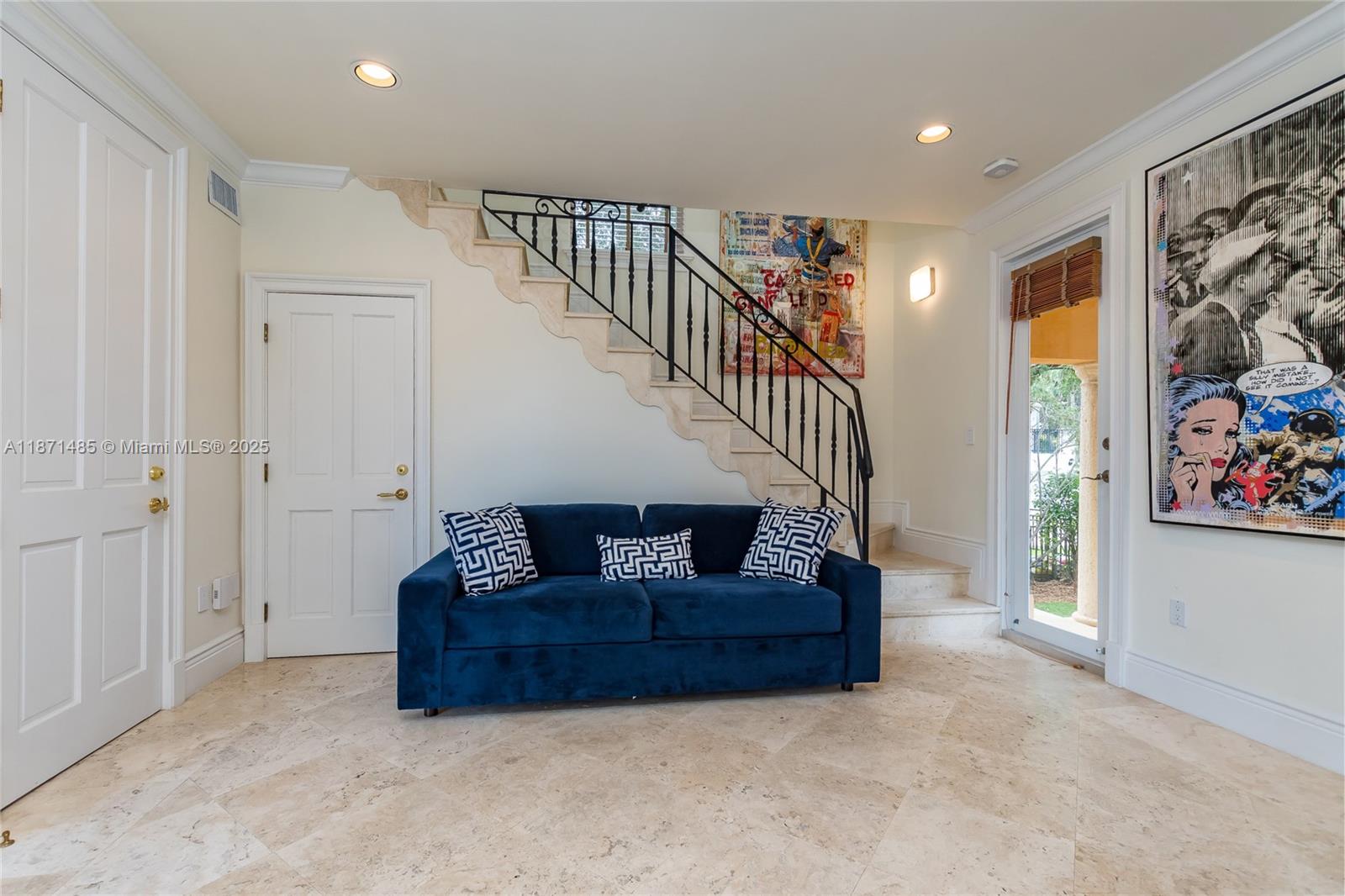 104 Paloma Dr, Coral Gables FL 33143