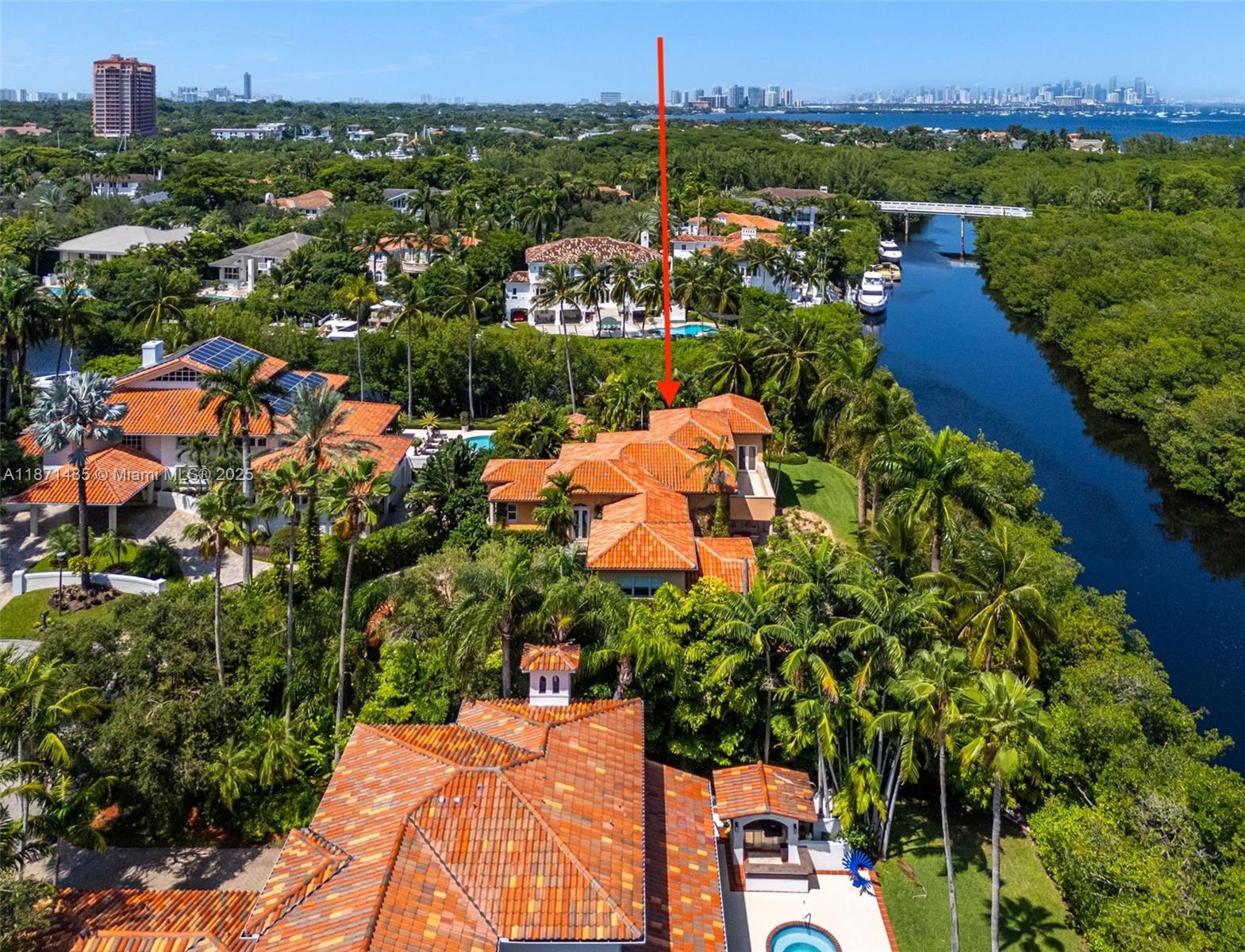 104 Paloma Dr, Coral Gables FL 33143
