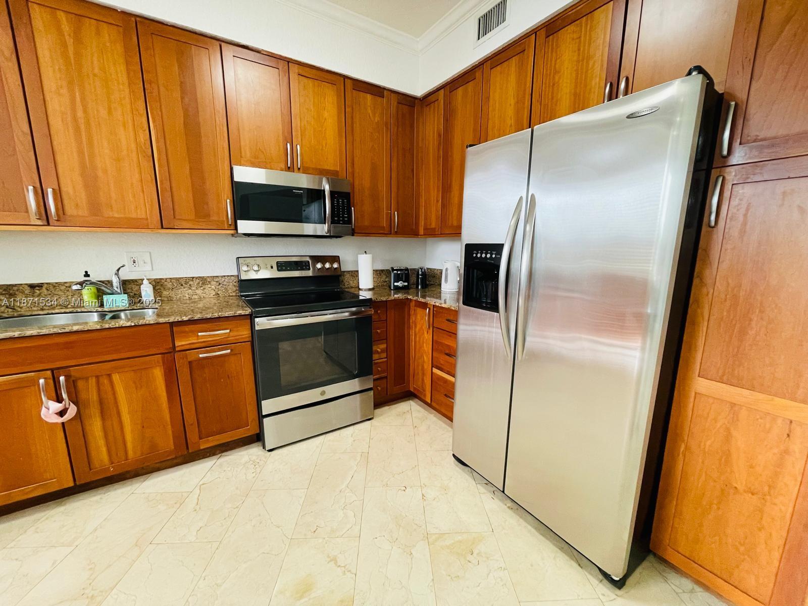 19195 NE 36th Ct #107, Aventura FL 33180
