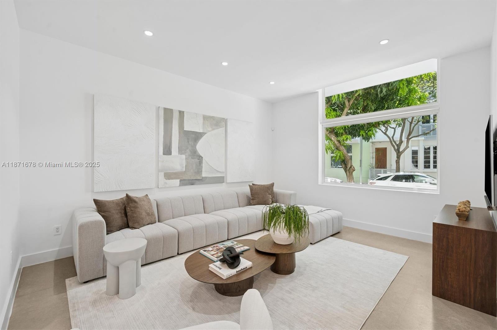 211 Water Way, Miami Beach FL 33141