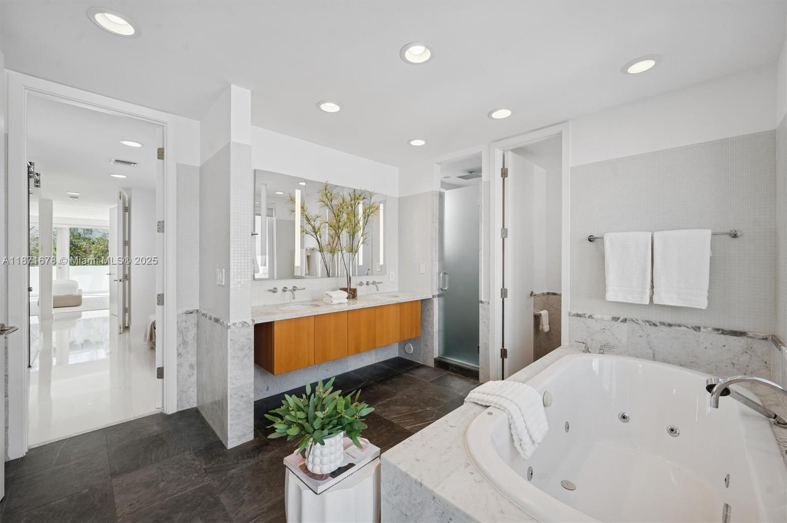 211 Water Way, Miami Beach FL 33141
