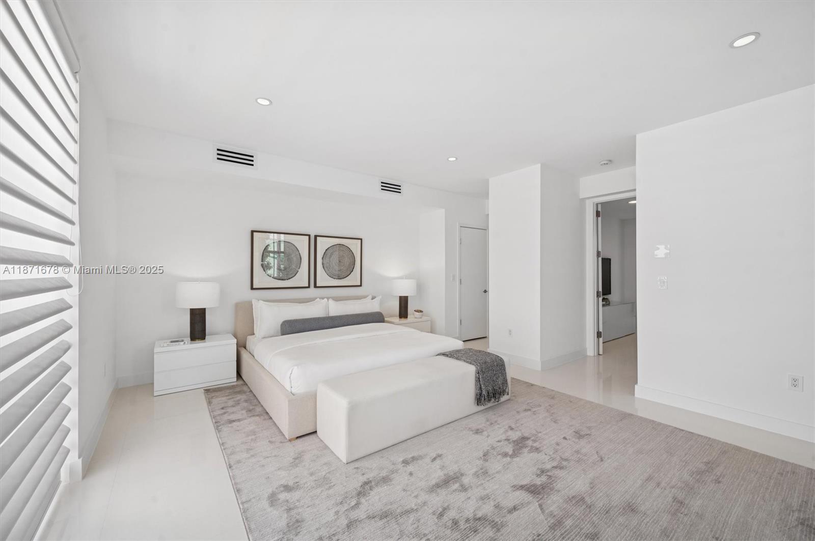 211 Water Way, Miami Beach FL 33141
