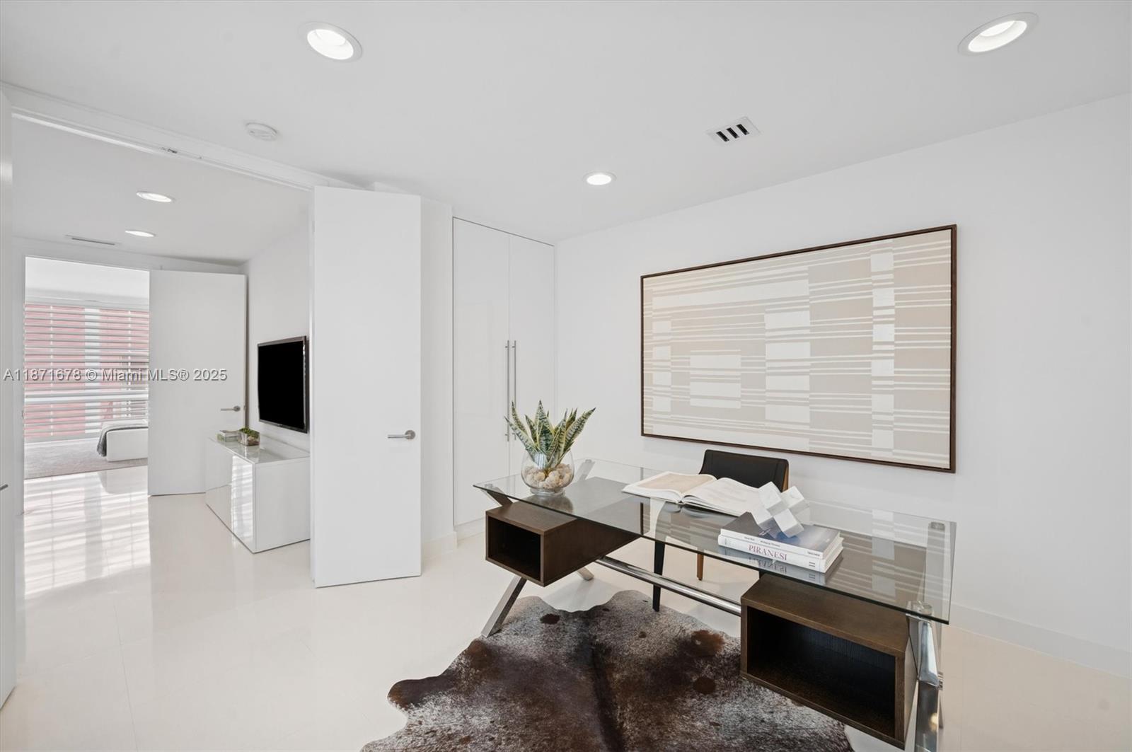 211 Water Way, Miami Beach FL 33141