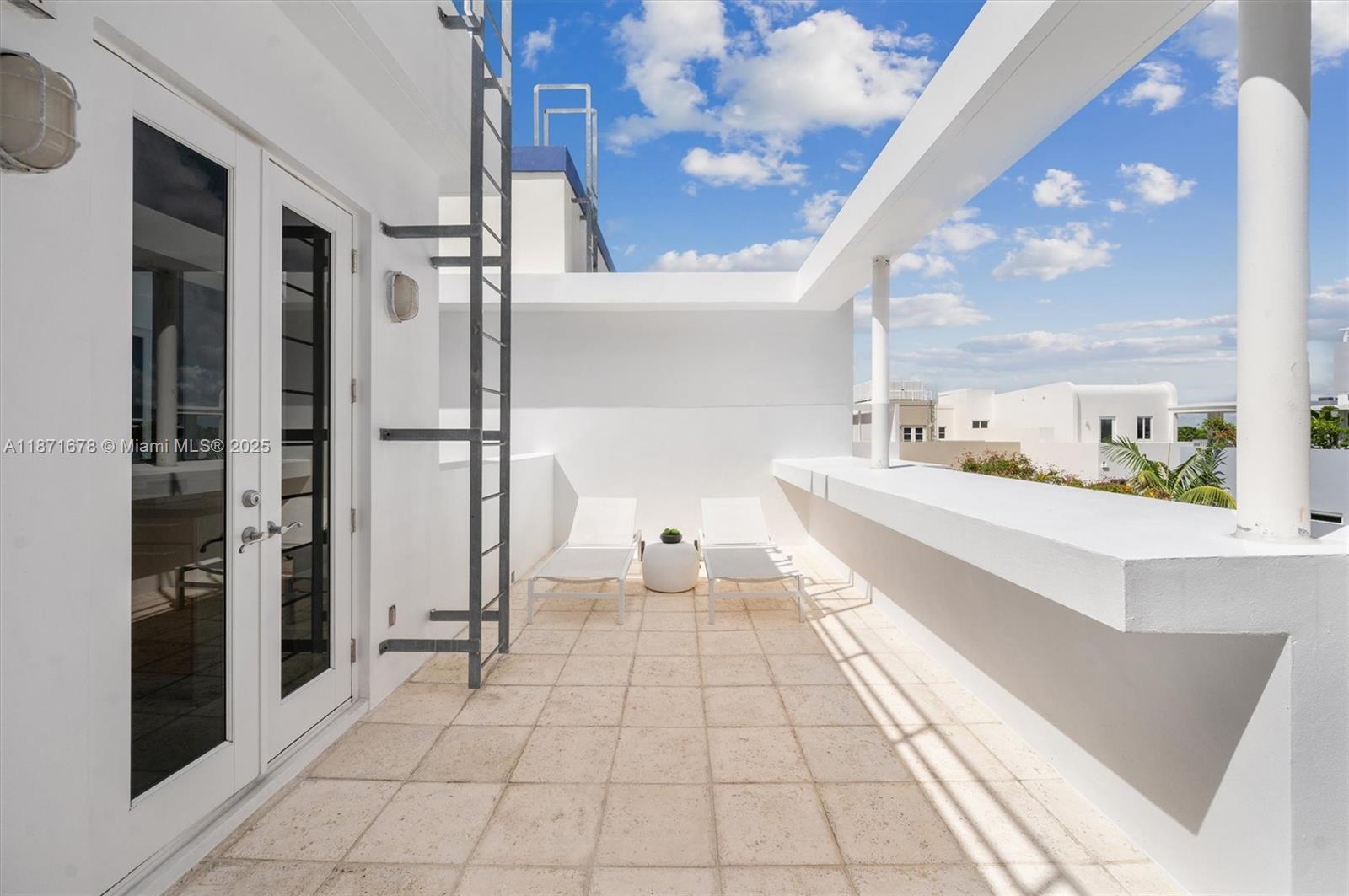 211 Water Way, Miami Beach FL 33141