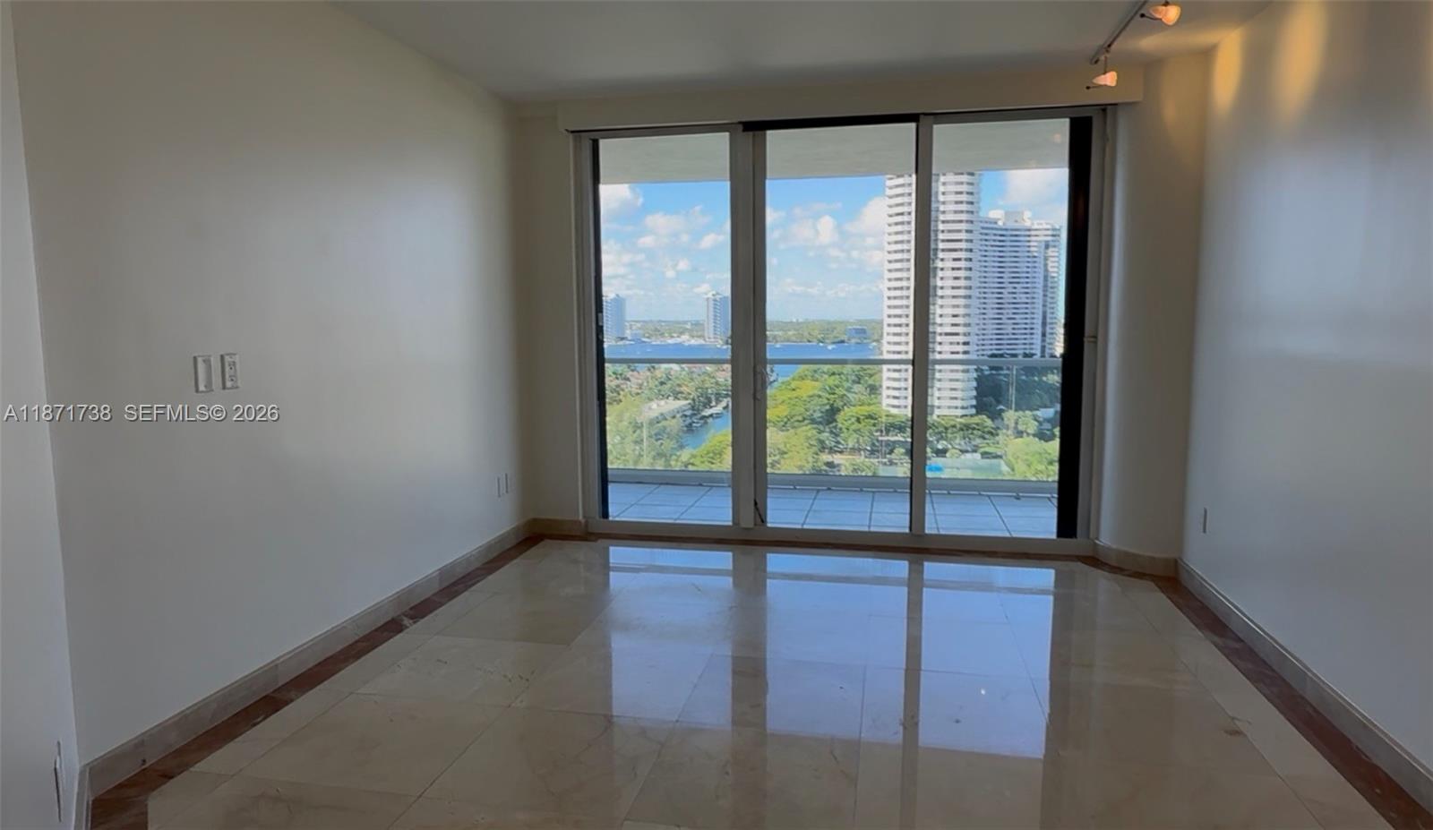 2600 Island Blvd #1503, Aventura FL 33160