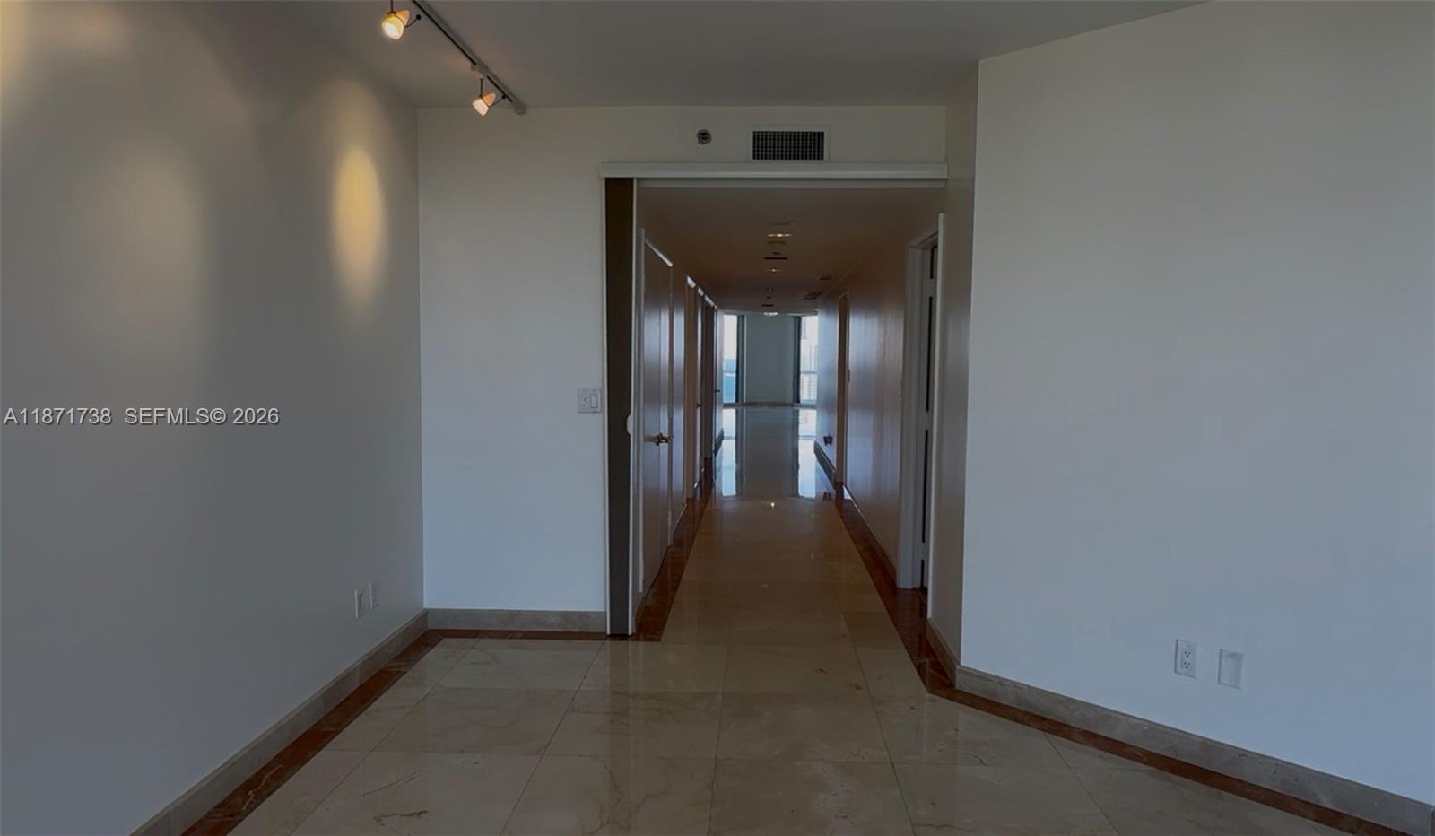 2600 Island Blvd #1503, Aventura FL 33160