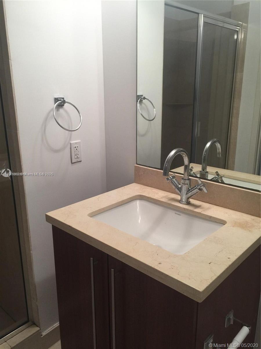 1111 SW 1st Ave #2121-N, Miami FL 33130