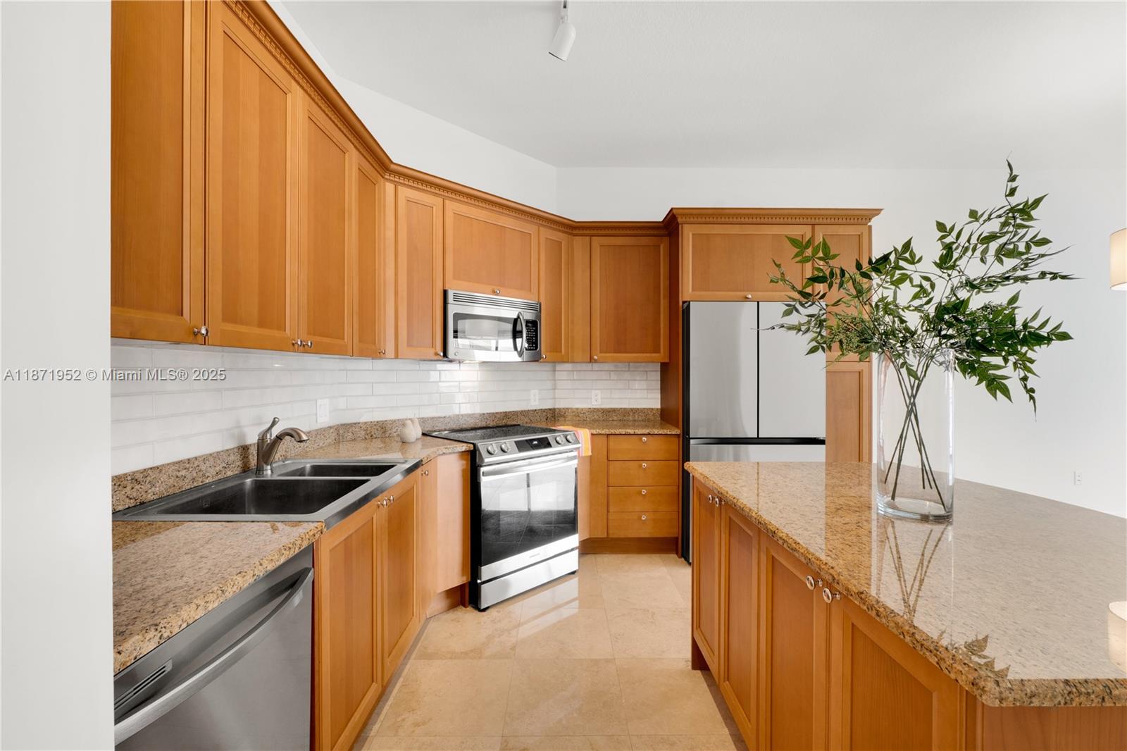 55 Merrick Way #818, Coral Gables FL 33134