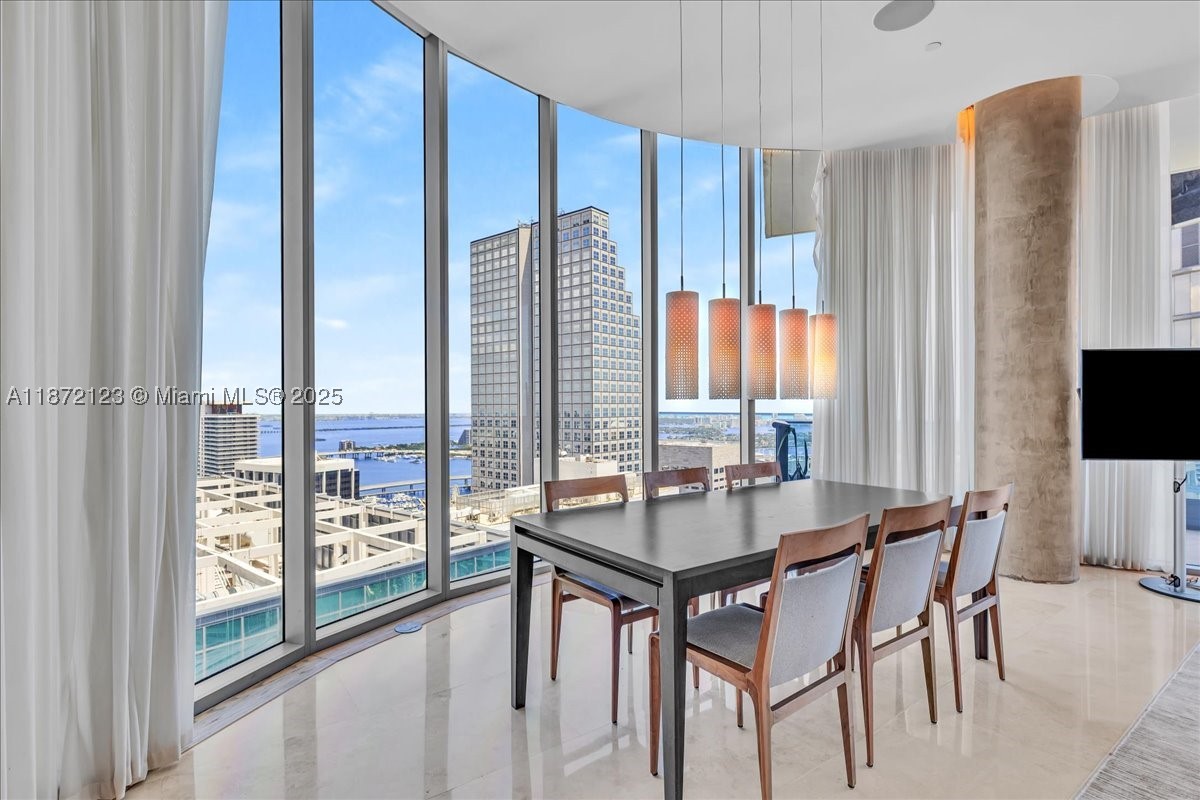 200 Biscayne Boulevard Way #PH 5401, Miami FL 33131