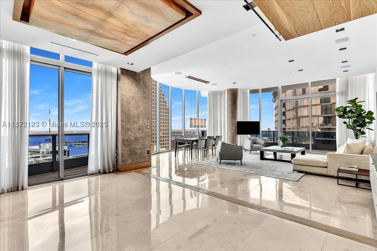 200 Biscayne Boulevard Way #PH 5401, Miami FL 33131