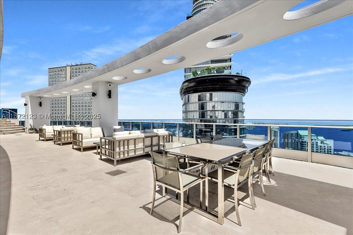 200 Biscayne Boulevard Way #PH 5401, Miami FL 33131