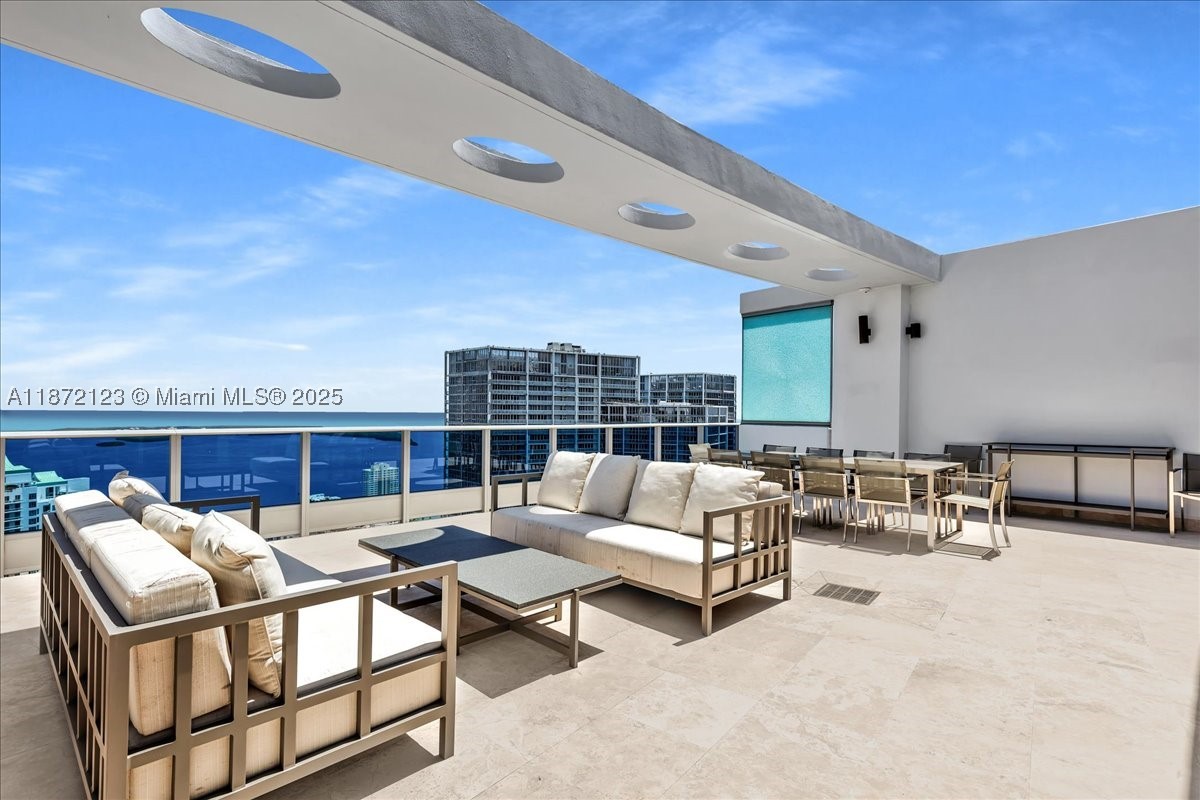 200 Biscayne Boulevard Way #PH 5401, Miami FL 33131