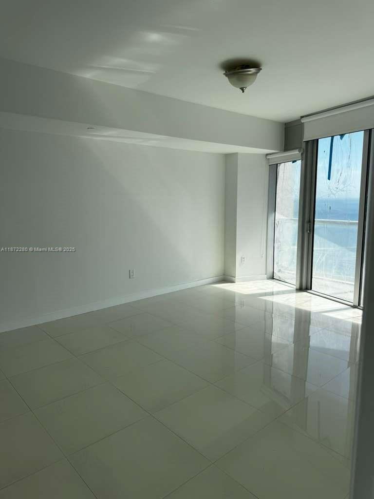495 BRICKELL AV #3709, Miami FL 33131