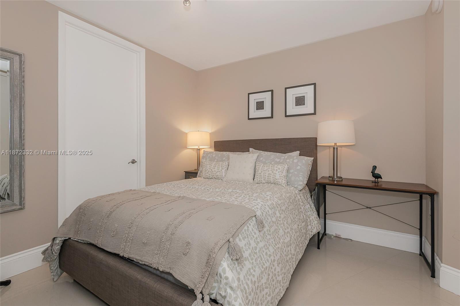 16001 Collins Ave #2903, Sunny Isles Beach FL 33160