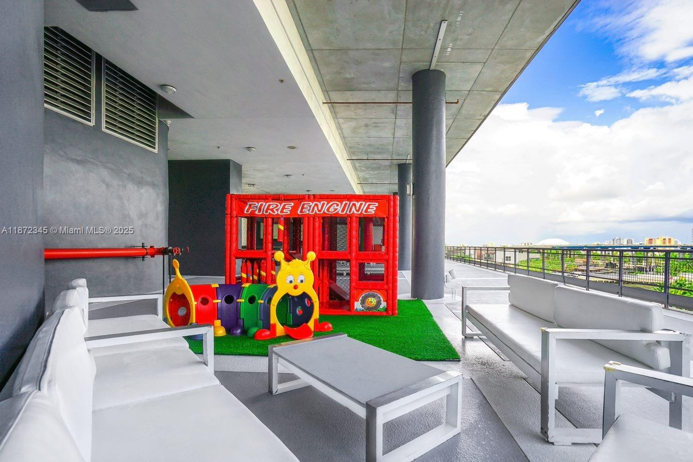 690 SW 1st Ct #2126, Miami FL 33130