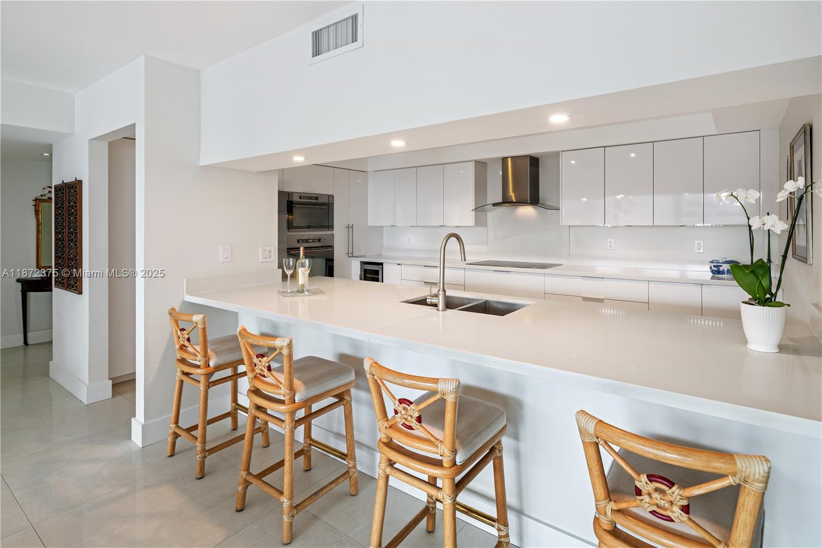 199 Ocean Lane Dr #1005, Key Biscayne FL 33149