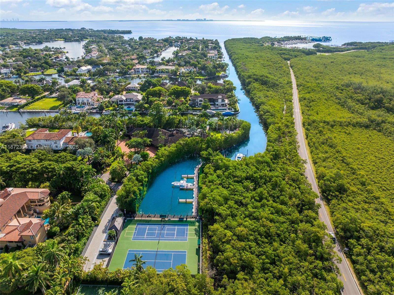 9440 Old Cutler Ln, Coral Gables FL 33156