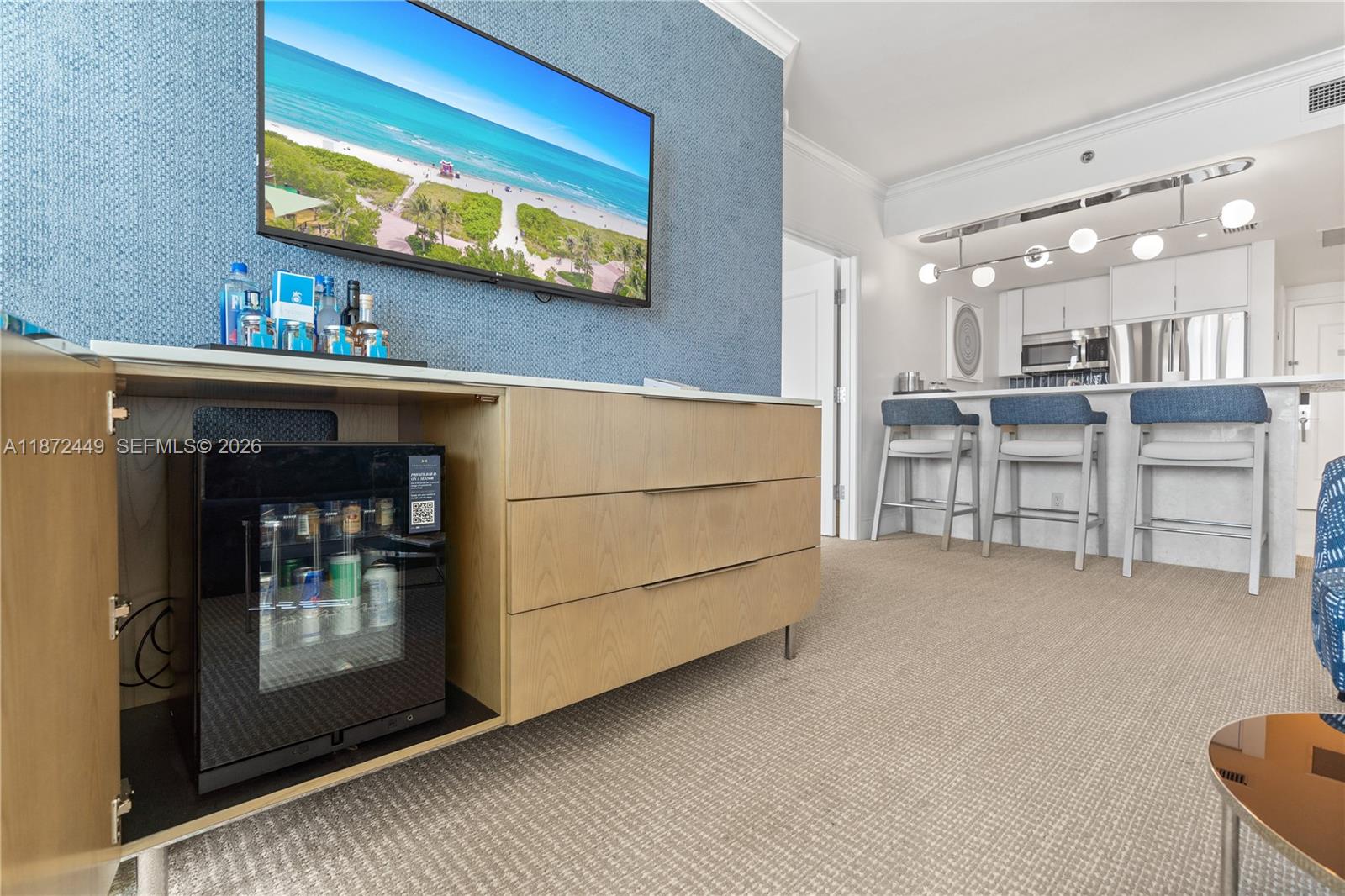 4401 Collins Ave #2712, Miami Beach FL 33140