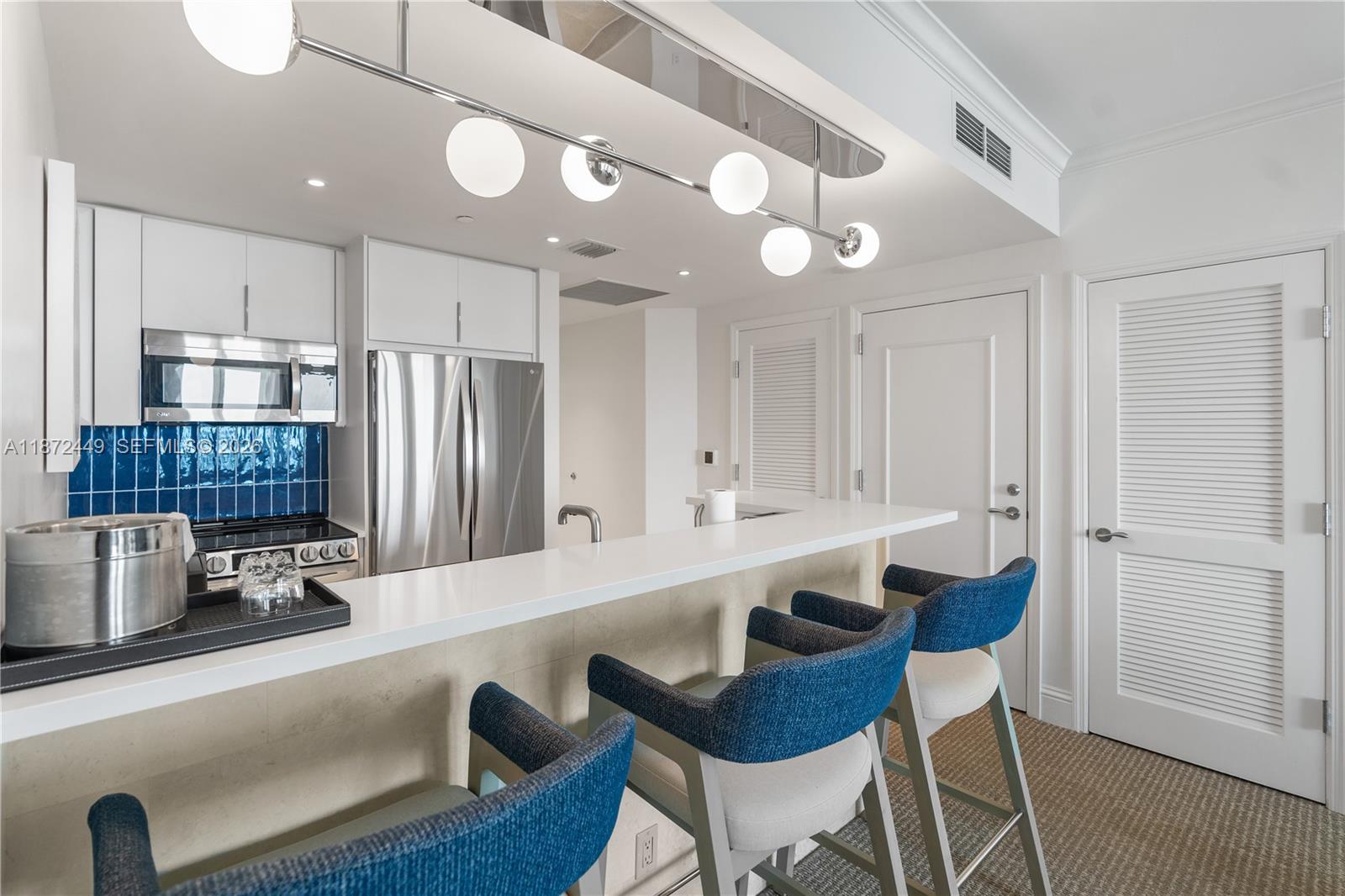 4401 Collins Ave #2712, Miami Beach FL 33140