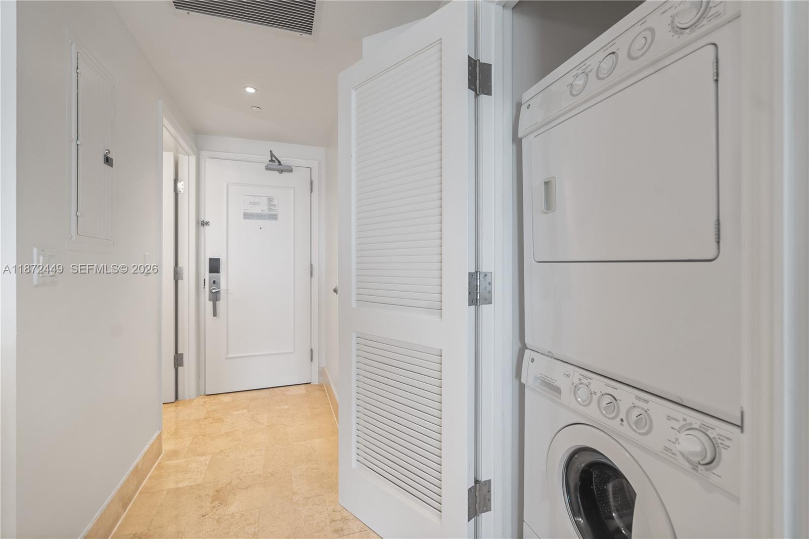 4401 Collins Ave #2712, Miami Beach FL 33140