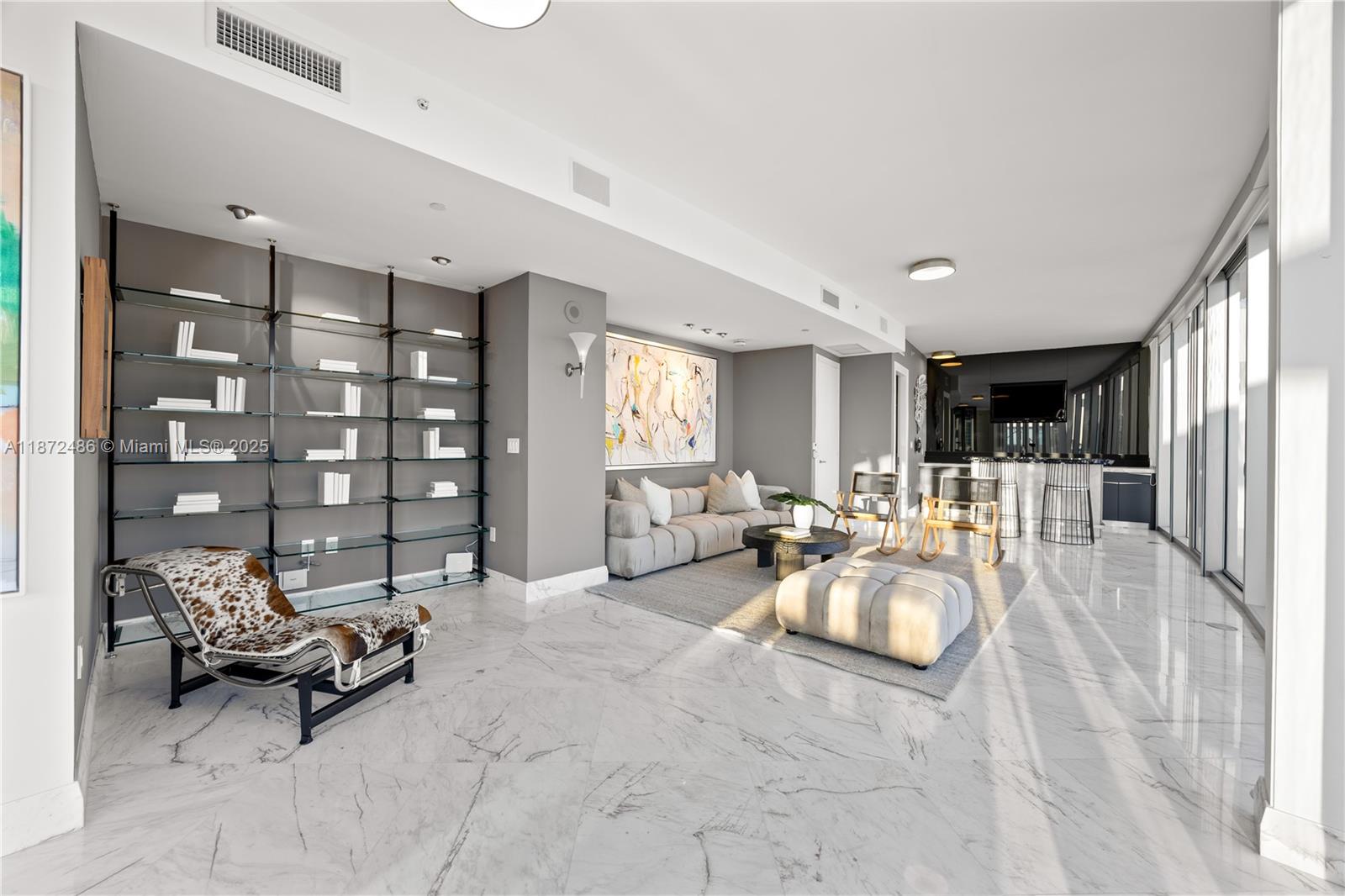200 Biscayne Boulevard Way #PH5402, Miami FL 33131