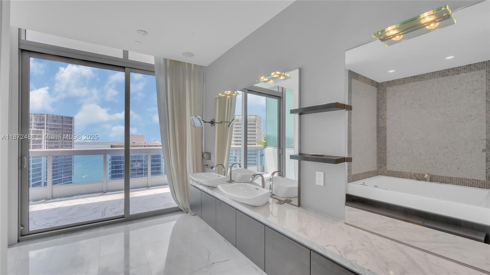 200 Biscayne Boulevard Way #PH5402, Miami FL 33131