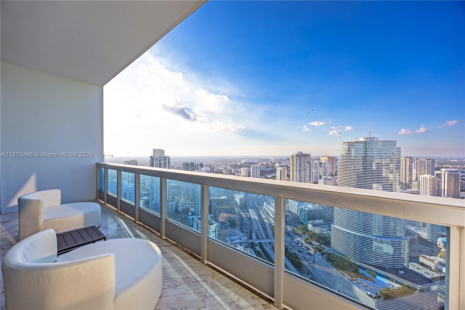 200 Biscayne Boulevard Way #PH5402, Miami FL 33131
